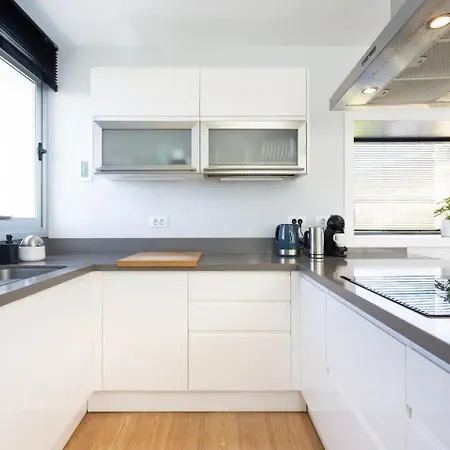 Amazing, Sea Views & Terrace Dom wakacyjny