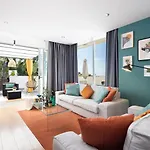 Amazing, Sea Views & Terrace Nyaraló *